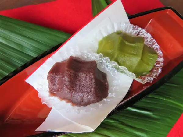 Traditional treat: "Kurawanka Mochi"