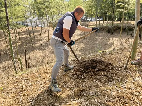 この地域独特の鍬、掘り鍬