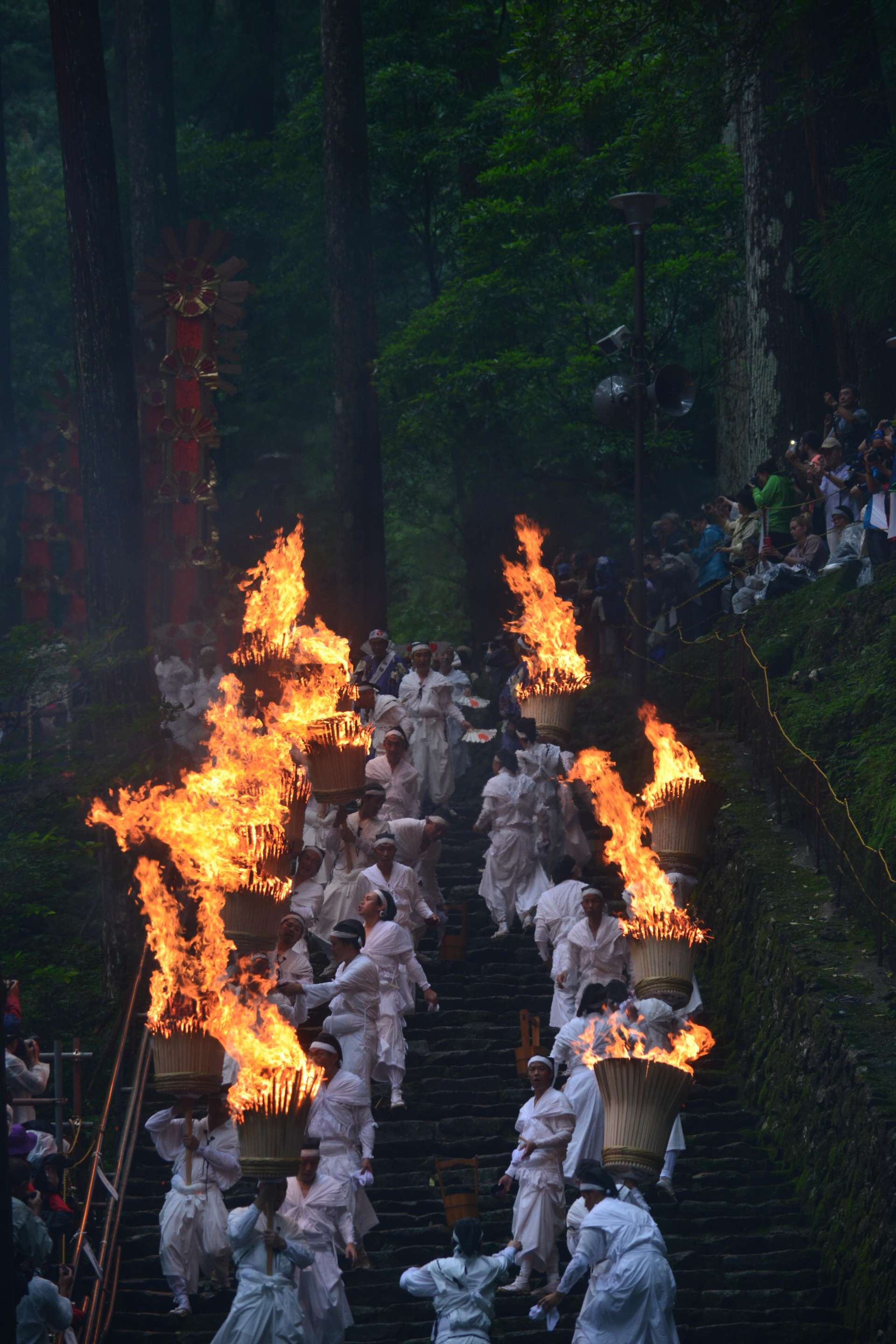 毎年7月14日に行われる「那智の扇祭り」。
©和歌山県観光連盟