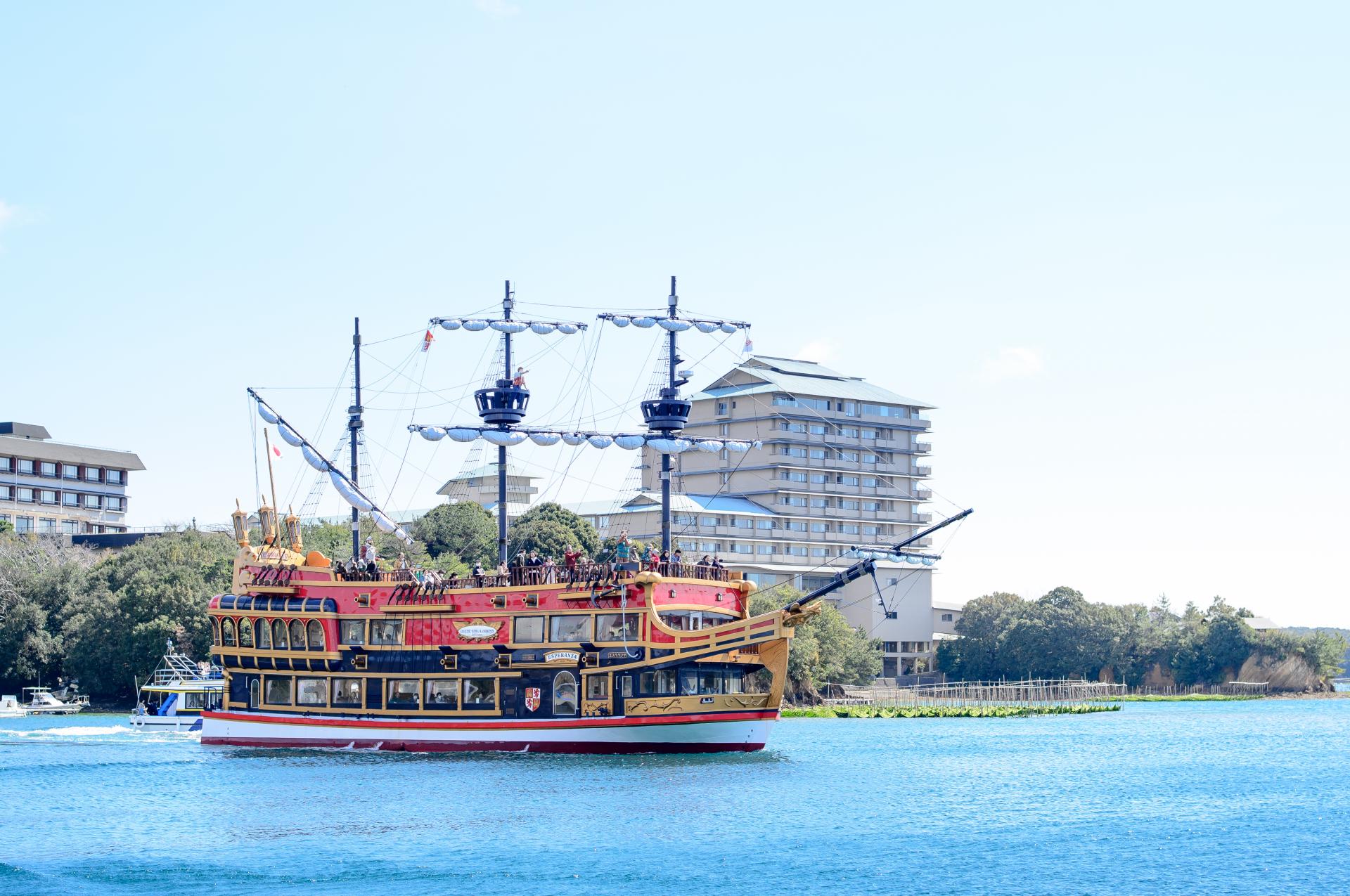 帆船型遊覧船「エスペランサ」であご湾クルーズ | Premium関西