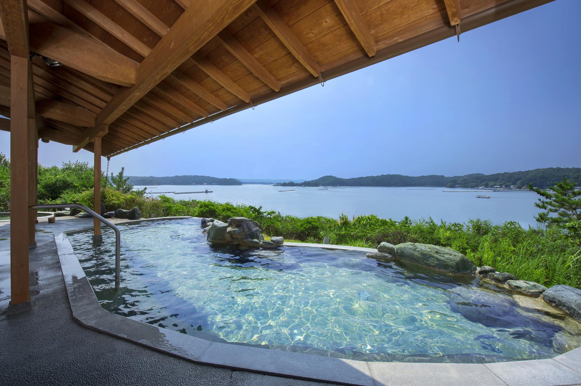庭園露天風呂「朝なぎの湯」(男湯)